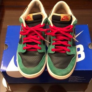 Nike Sb Miller High Life.